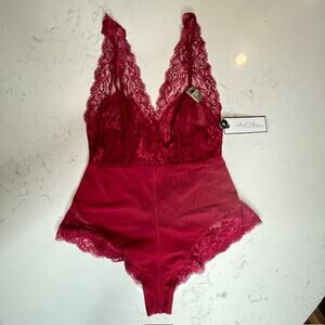 Marilyn Monroe New Show Me Off Negligee Stretchy Bodysuit Maroon Size Small